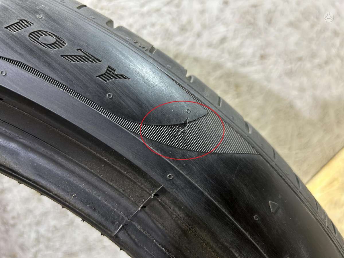 Pirelli P Zero, vasaras 275/40 R22