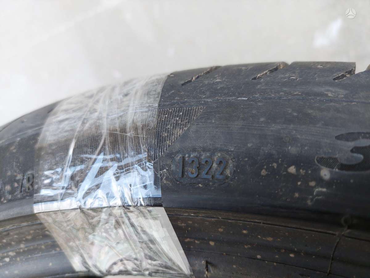 Pirelli P Zero, vasarinės 315/30 R22