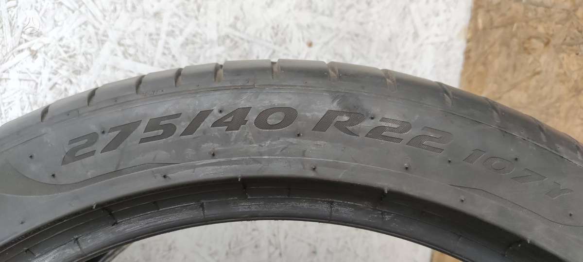 Pirelli P Zero, vasaras 275/40 R22