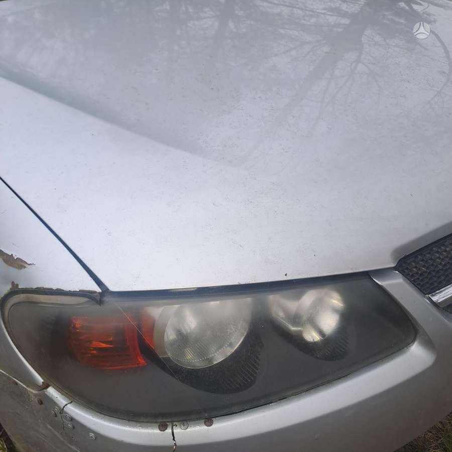 Nissan Almera engine