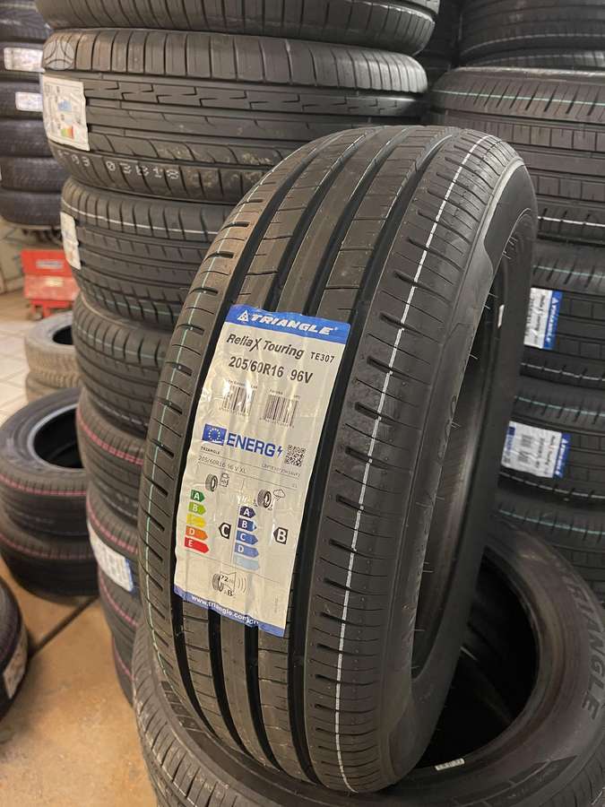 Triangle TE307, summer 205/60 R16