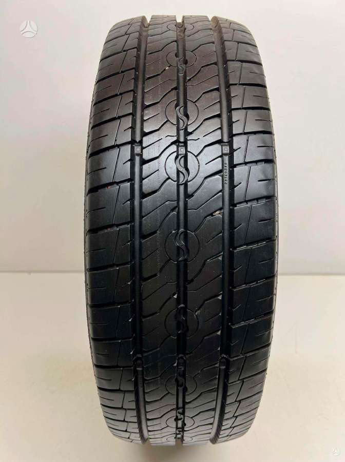 Semperit Van-Life 2, vasarinės 215/70 R15