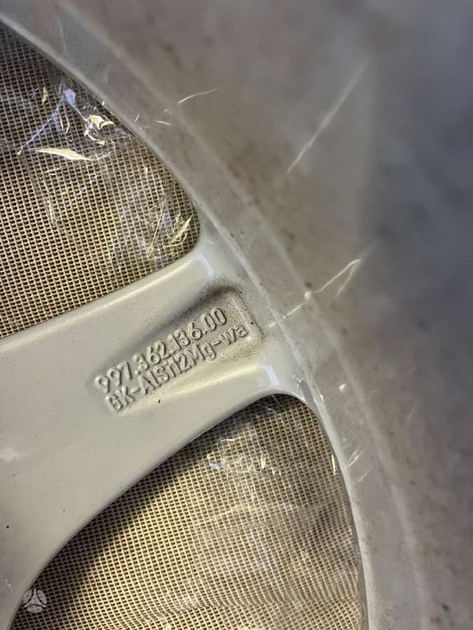 Porsche 997, light alloy, R18