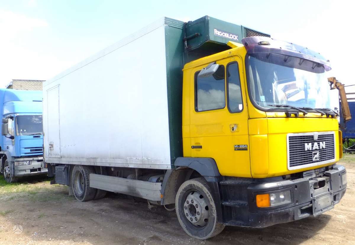 Renault PREMIUM G180 G160, грузовики