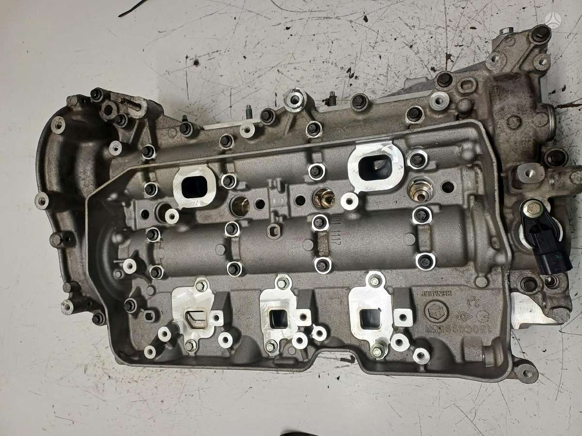 Renault Trafic, 110411748R, cylinder head