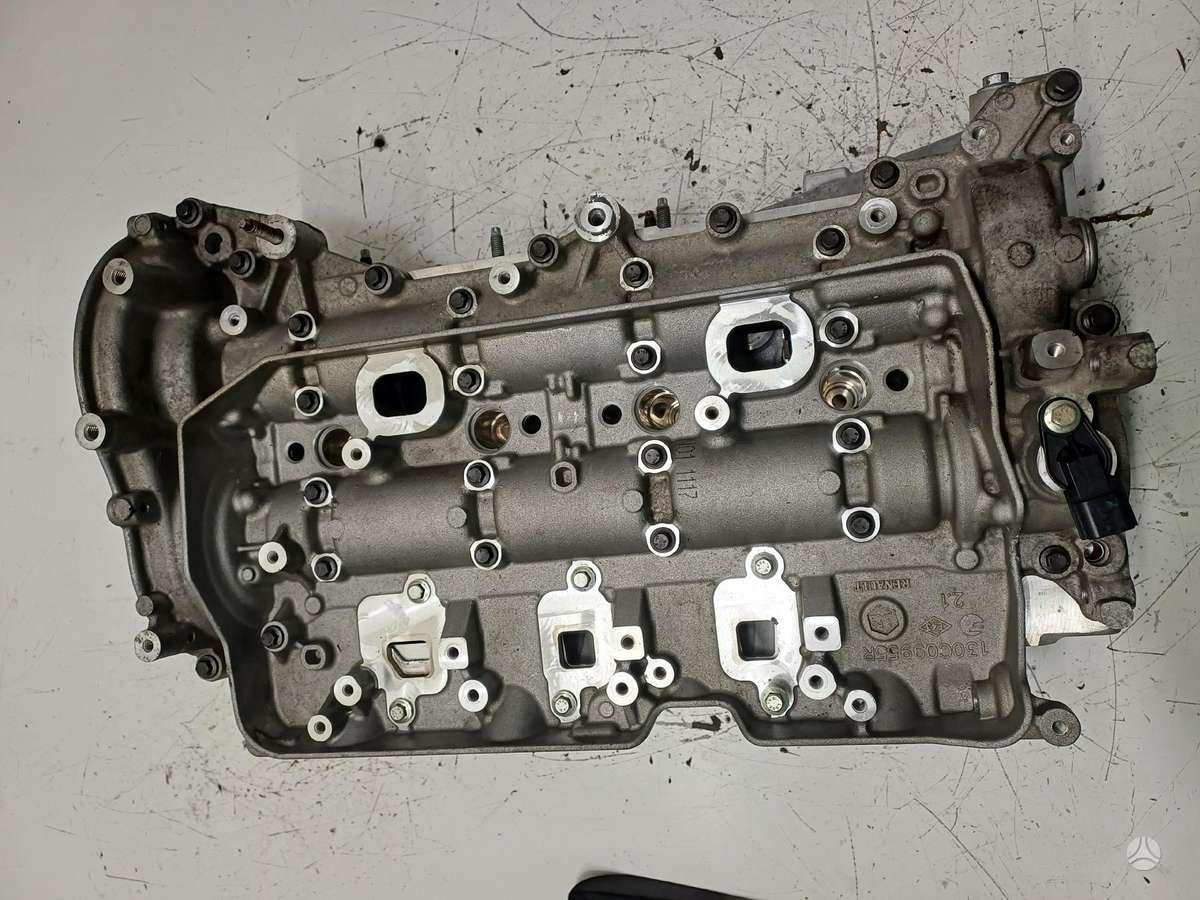 Renault Trafic, 110411748R, cylinder head