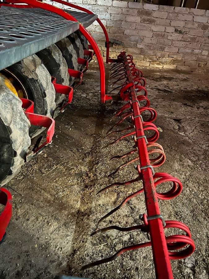 Vaderstad Rapid 400C, seeders, planters
