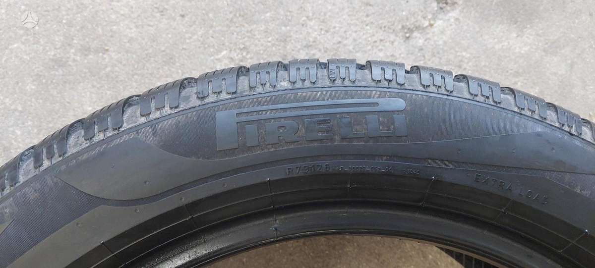 Pirelli, зимние 215/55 R17