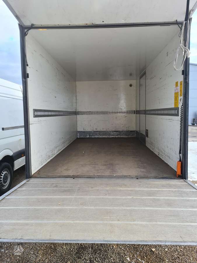Iveco Crafter, грузовые микроавтобусы