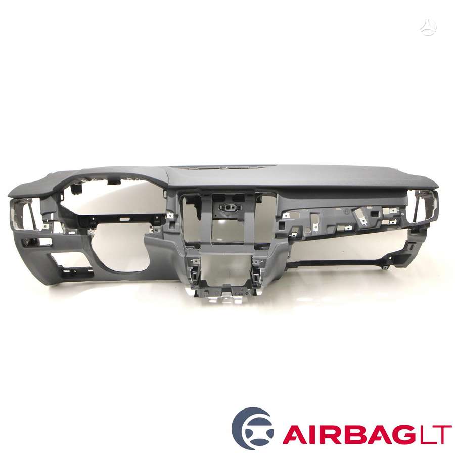 Volvo S90 dashboard