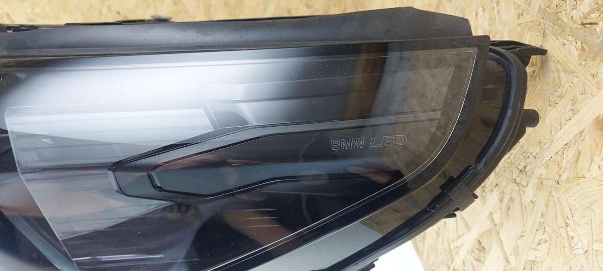 BMW 5 serija, 5A798D7, Cen225241