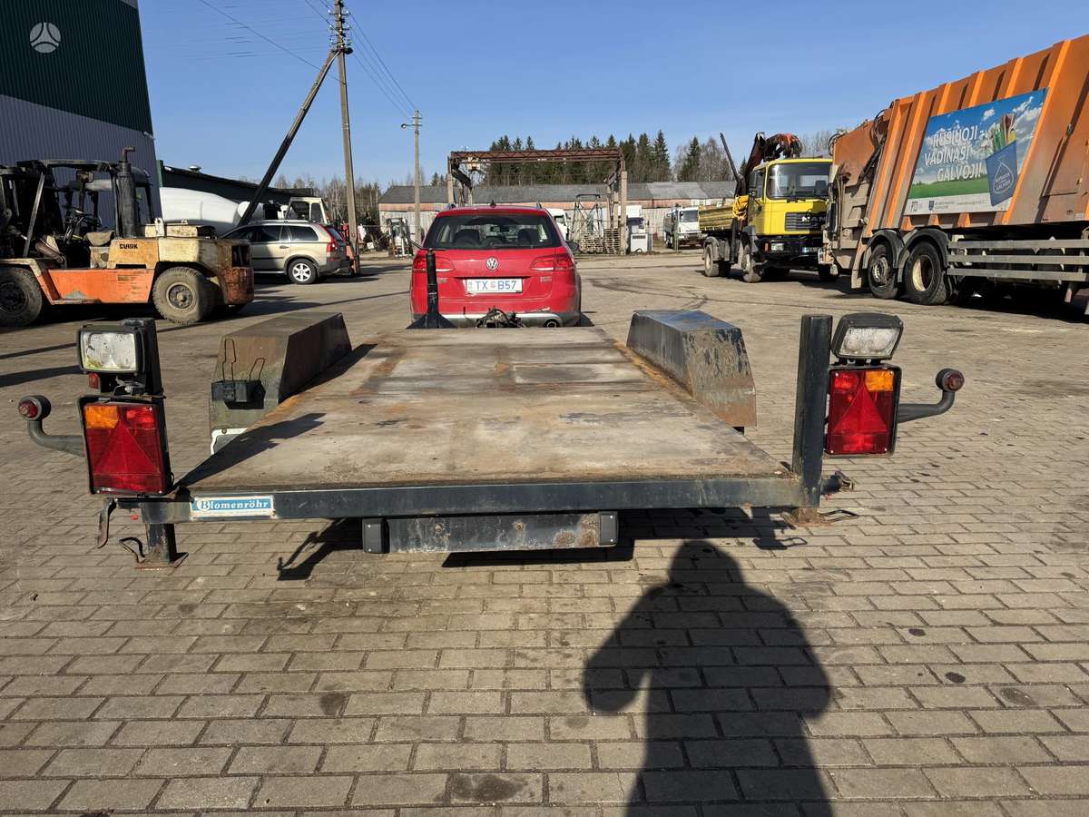 Blomenroehr D-59590, platformos