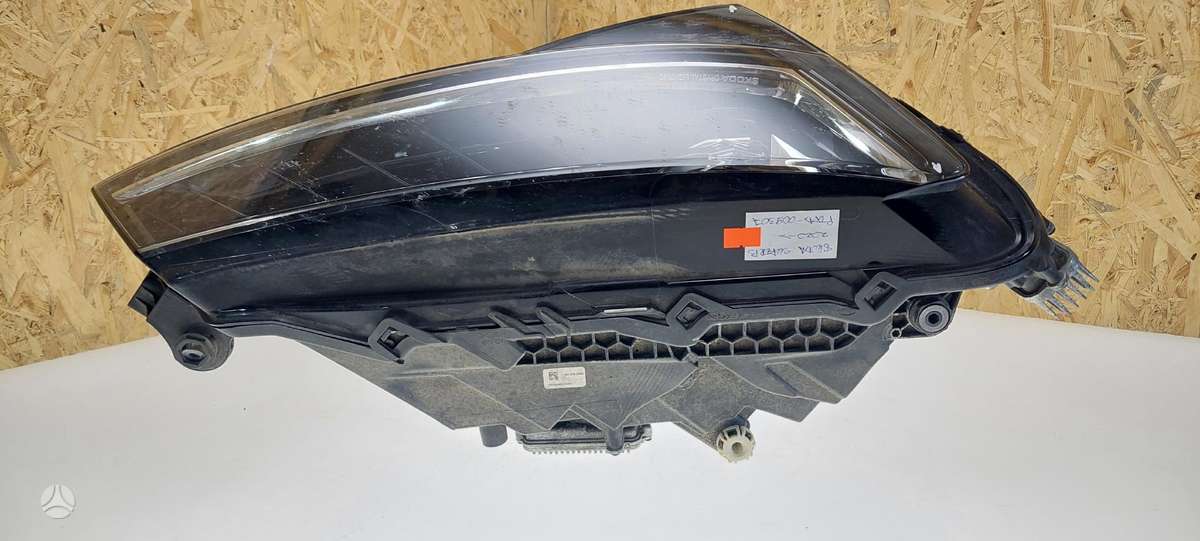 Skoda Superb, 3V1941016D, Cen22570
