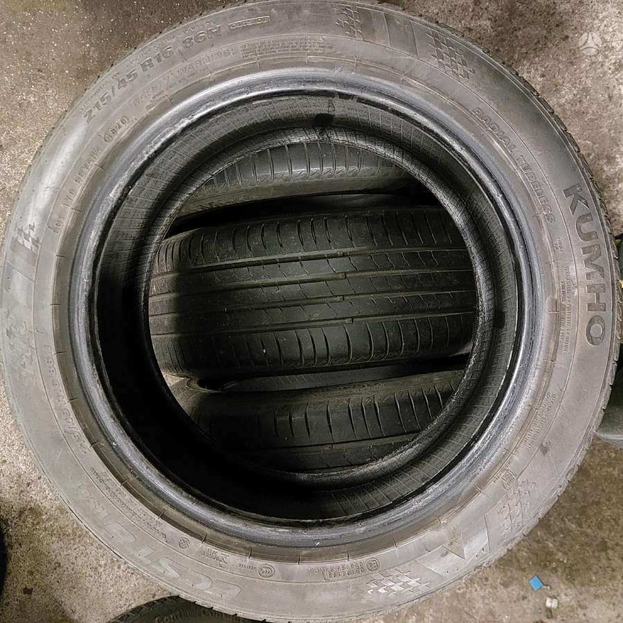 Kumho Ecsta, летние 215/45 R16