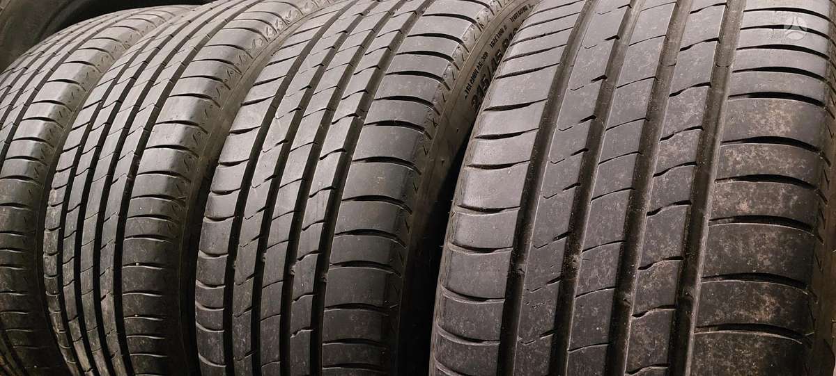 Kumho Ecsta, vasarinės 215/45 R16