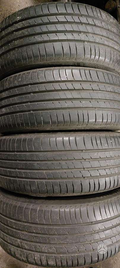 Kumho Ecsta, летние 215/45 R16