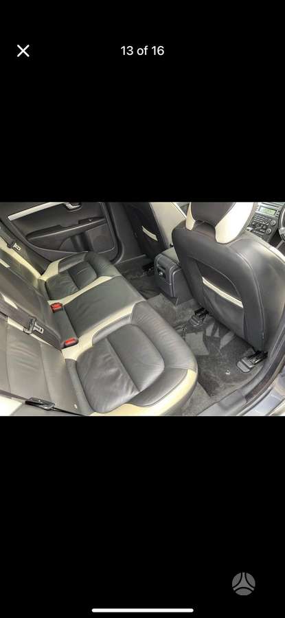 Volvo V70 R design