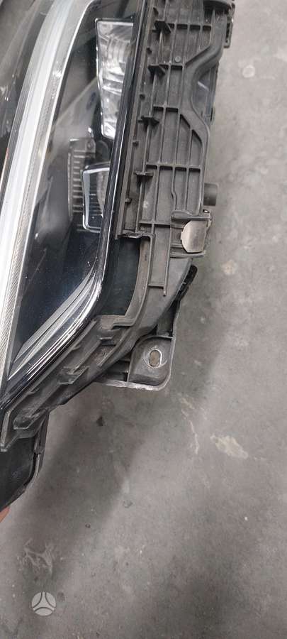 Volvo XC60 lights