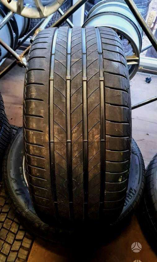Bridgestone, vasaras 255/50 R19