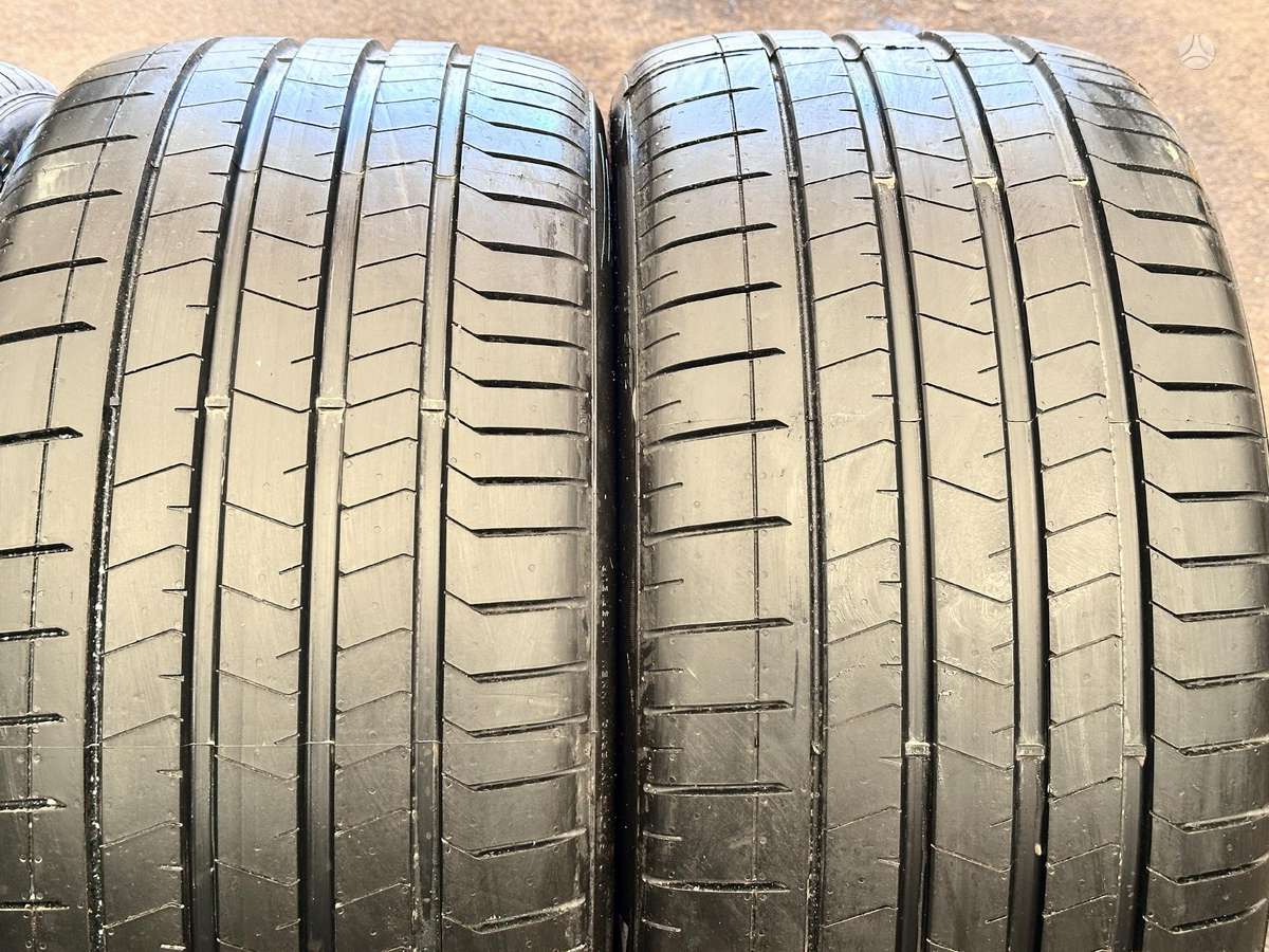 Pirelli Pzero, summer 265/45 R19