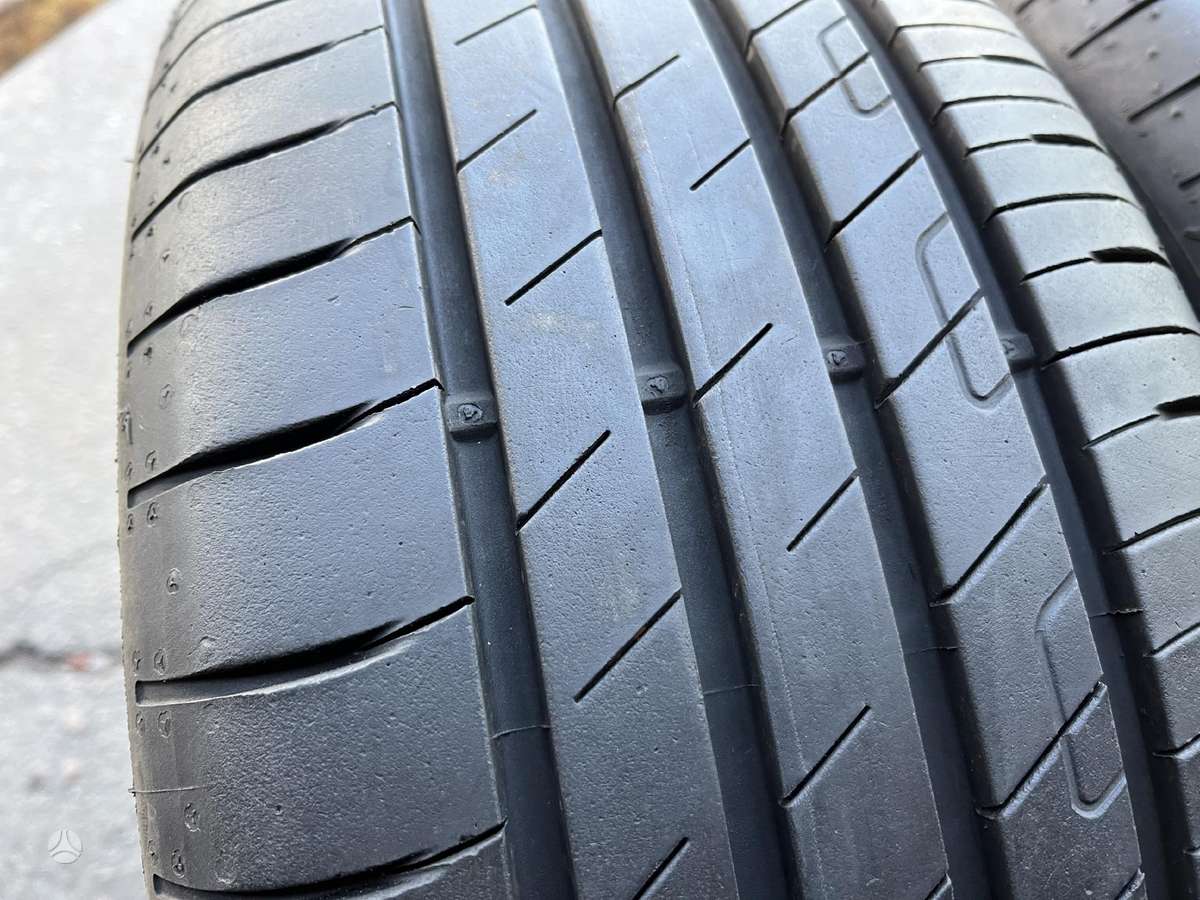 Goodyear EfficientGrip Performance, summer 215/50 R17