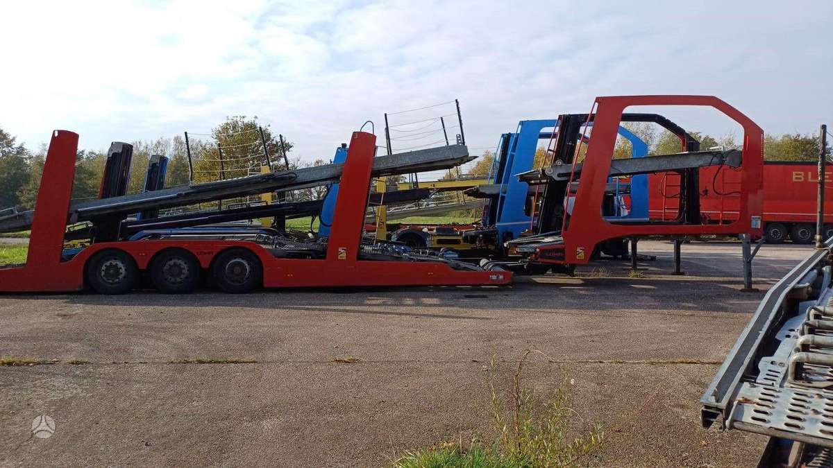 Lohr 300  2008, auto transporter