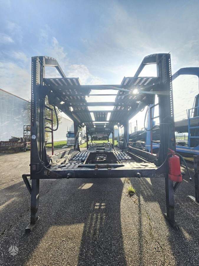 Lohr 300  2008, auto transporter