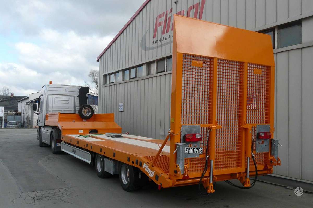 Fliegl SVS 600T, спец. прицепы и полуприцепы