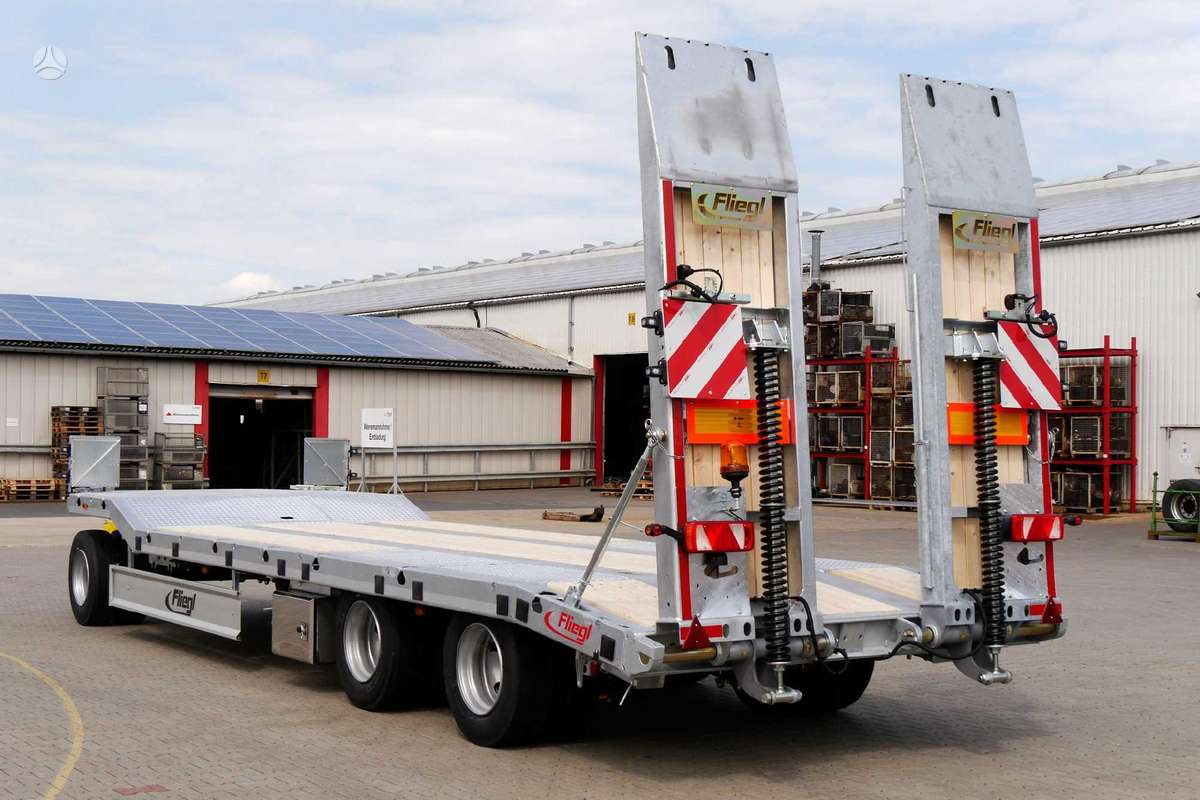 Fliegl SVS 600T, spec. priekabos / puspriekabės