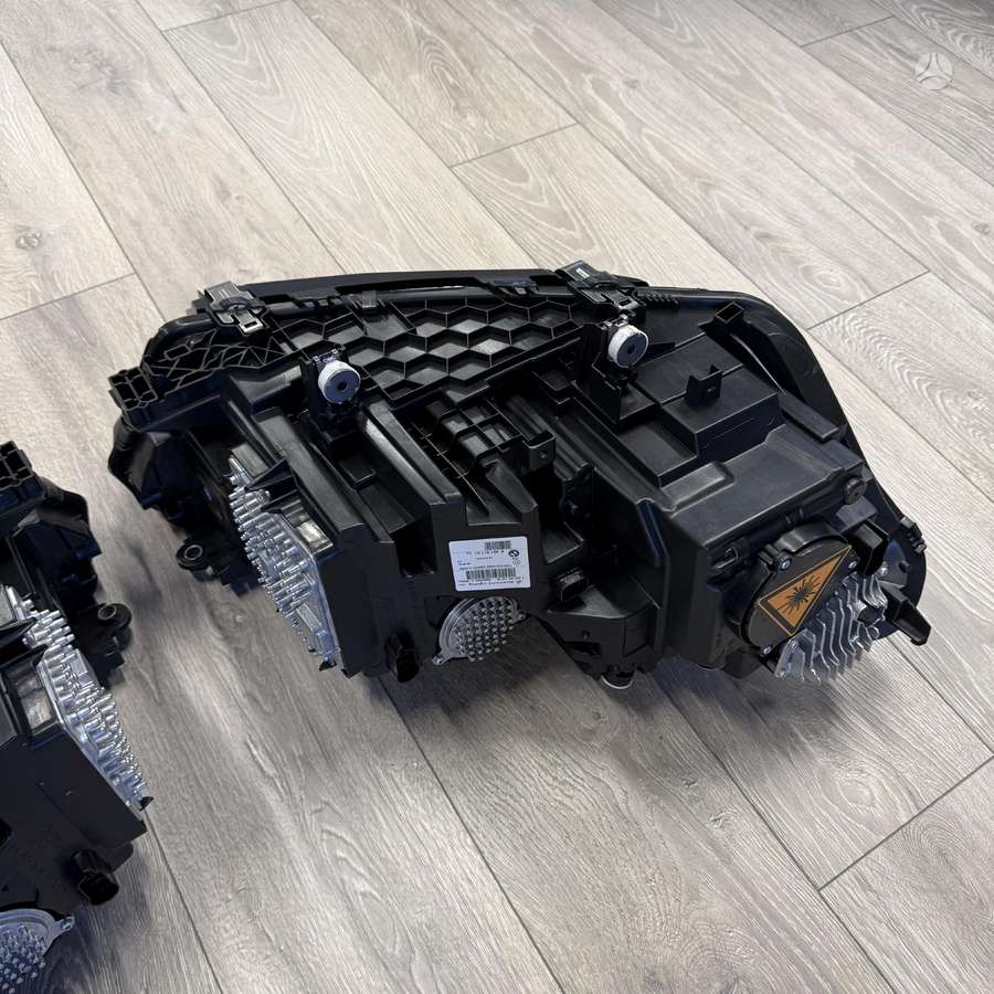 BMW X5 žibintai