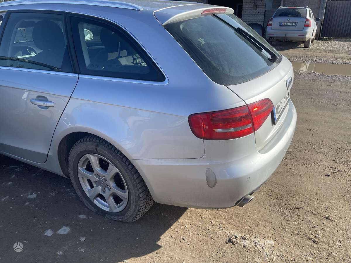 Audi A4 по частям
