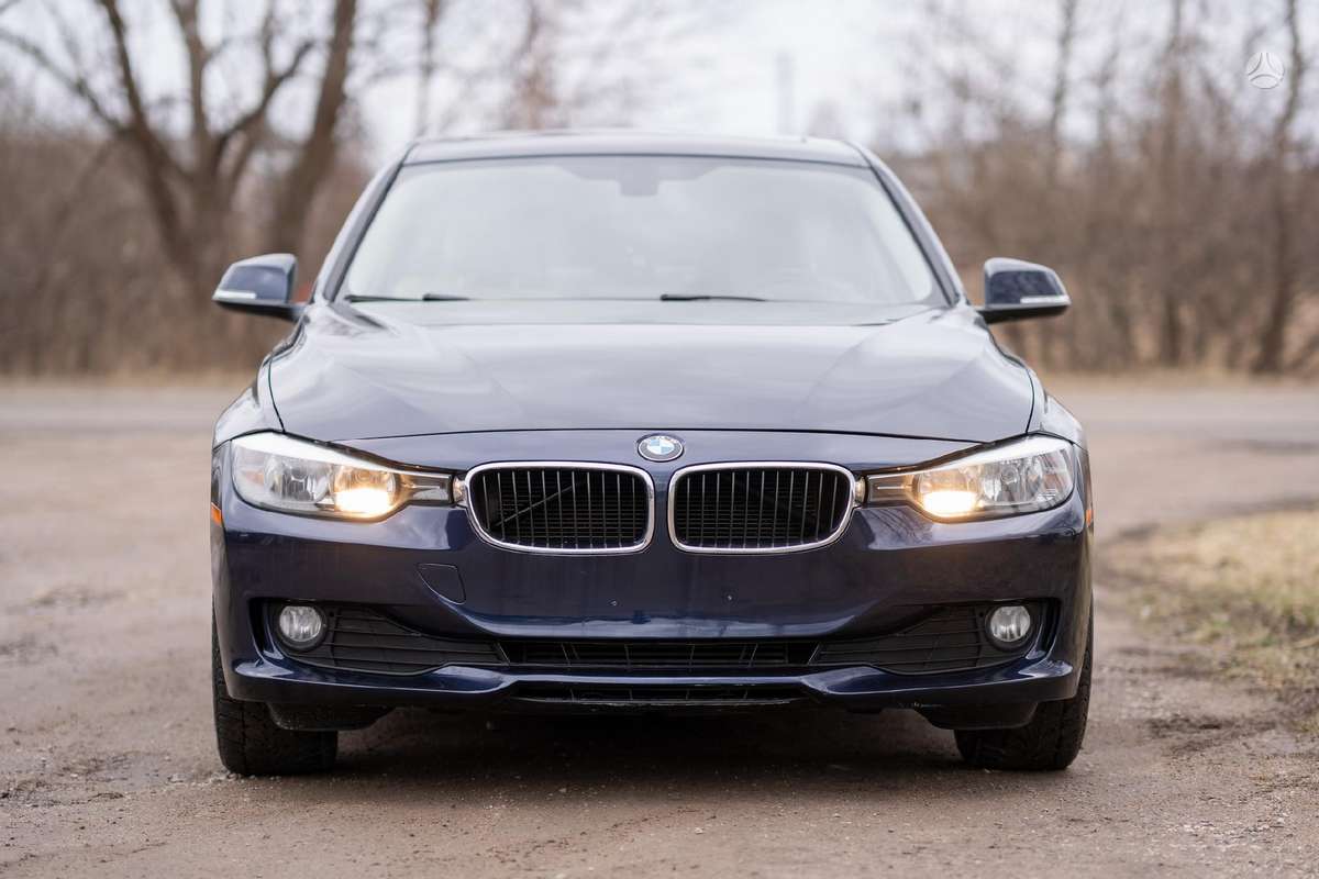BMW 320, 2.0 l., Седан