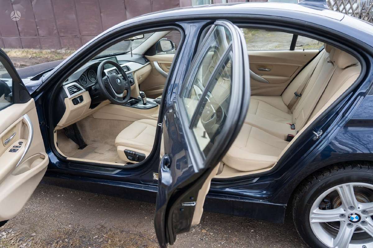 BMW 320, 2.0 l., Седан