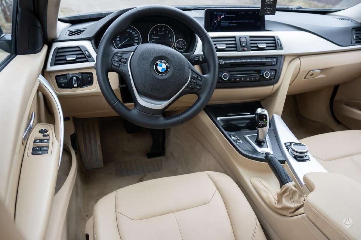 BMW 320, 2.0 l., Седан