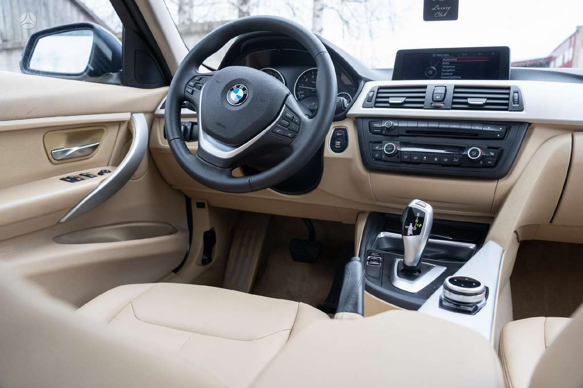 BMW 320, 2.0 l., Седан