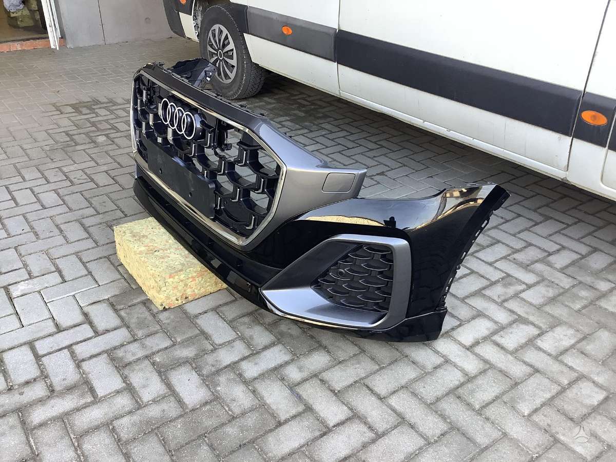 Audi Q8 kėbulo dalys
