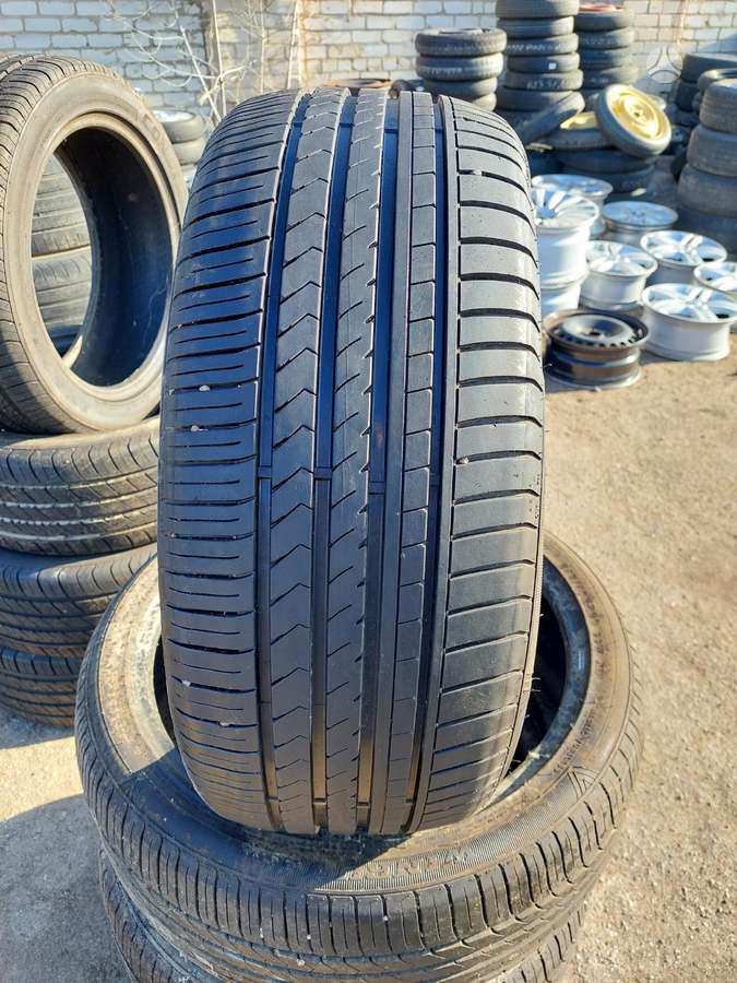 Winrun, vasaras 245/40 R20