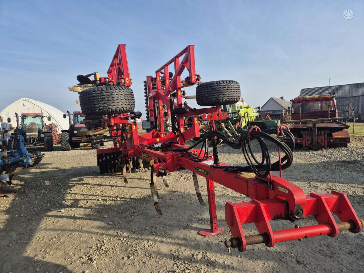 Vaderstad Cultus CS500, скребки, скрубберы