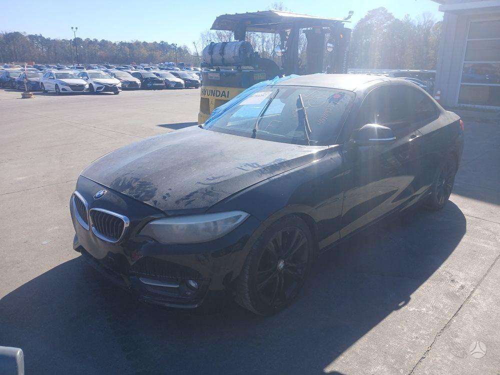 BMW 228 kėbulo dalys