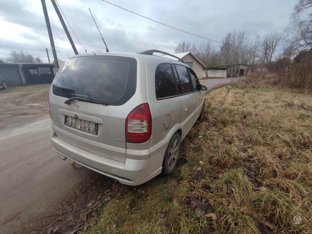 Opel Zafira