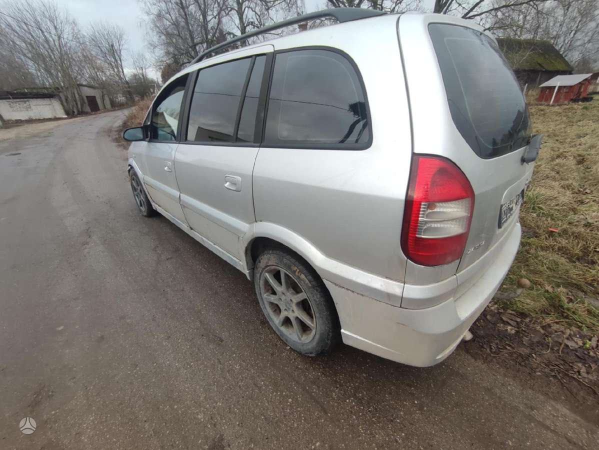 Opel Zafira