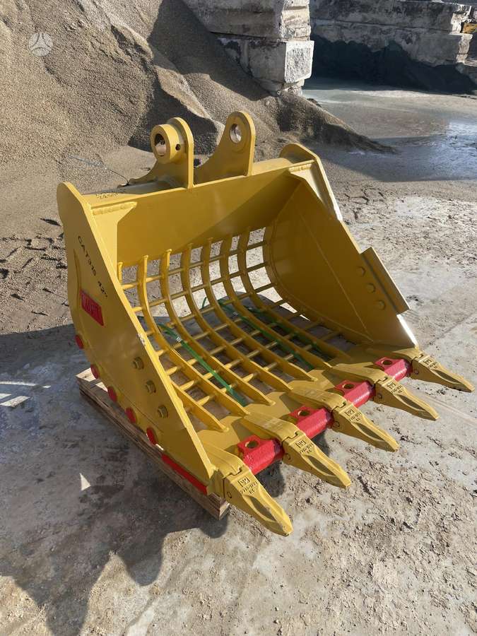 Caterpillar CAT 320, kaušai