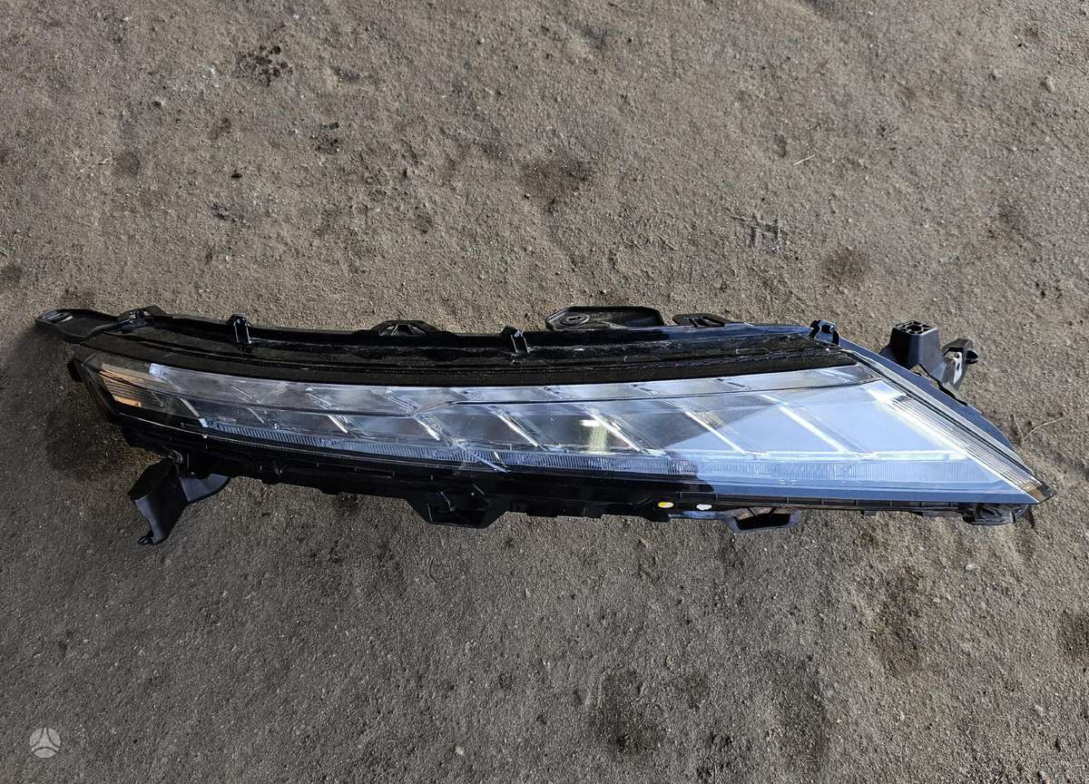 Mitsubishi Eclipse Cross virsbūves detaļas