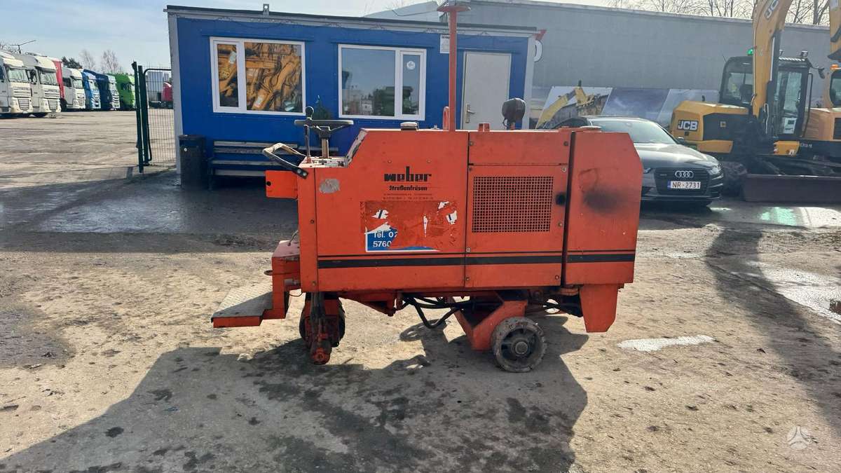 Weber SF253, paving machinery