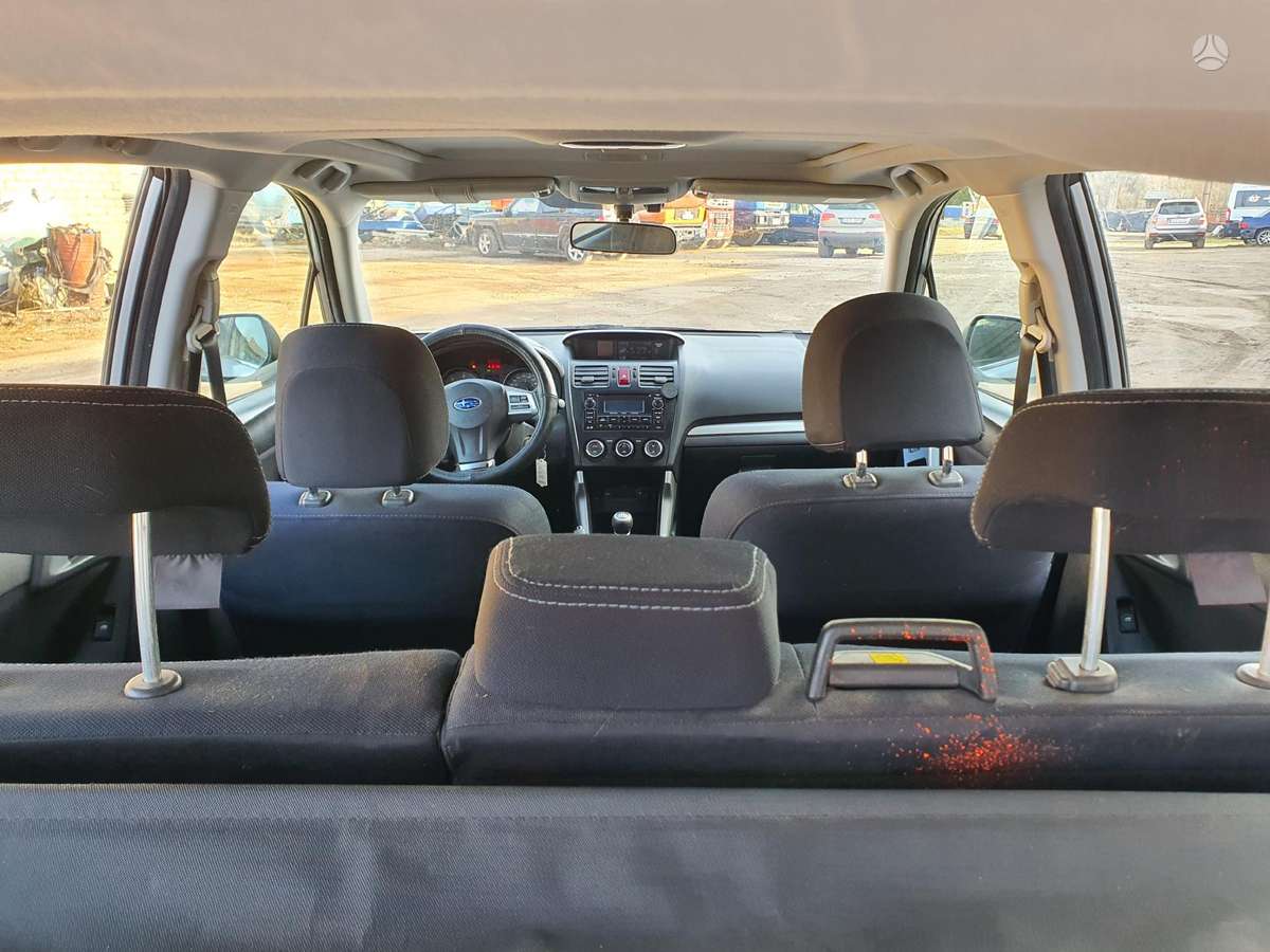 Subaru Forester по частям