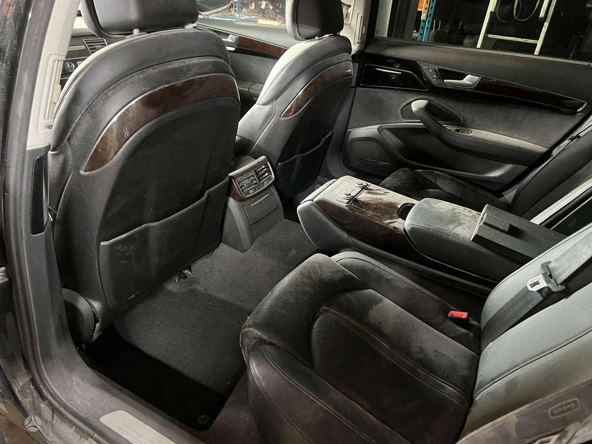 Audi A8 L