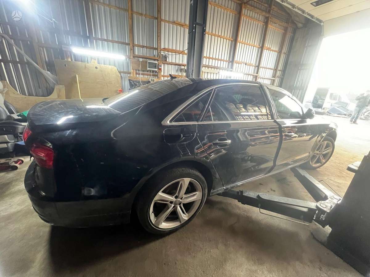 Audi A8 L