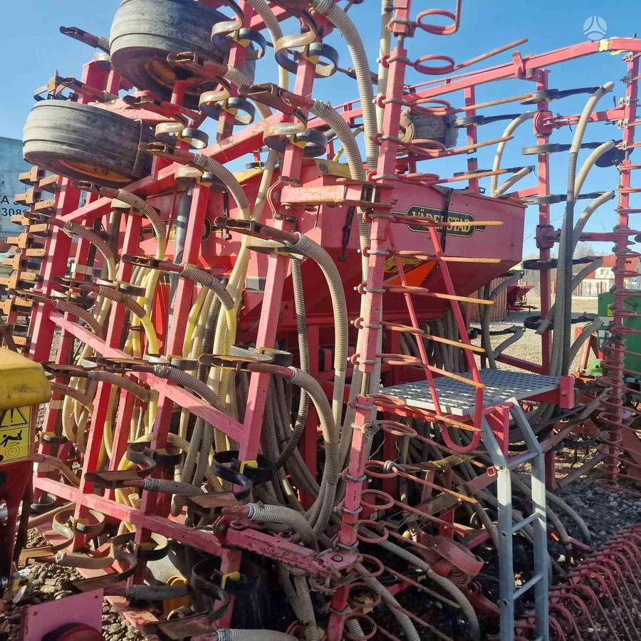 Vaderstad Nzc, žemės dirbimo / ruošimo technika