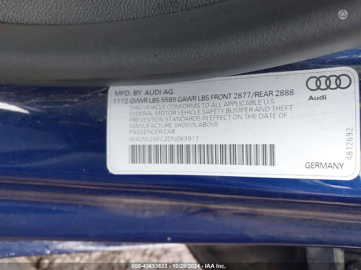 Audi S7 dalimis. S7 usa dalimis
