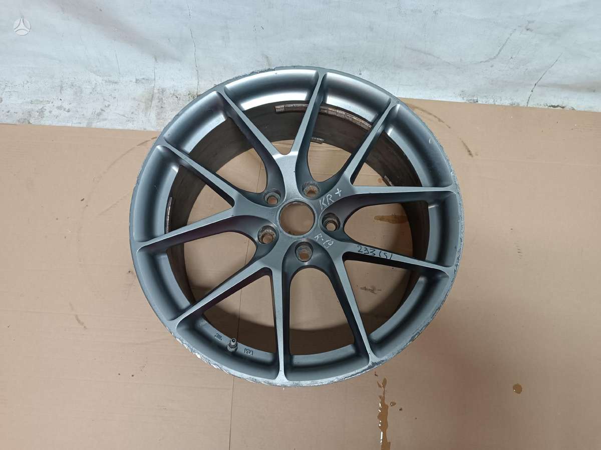 BMW F10, light alloy, R19
